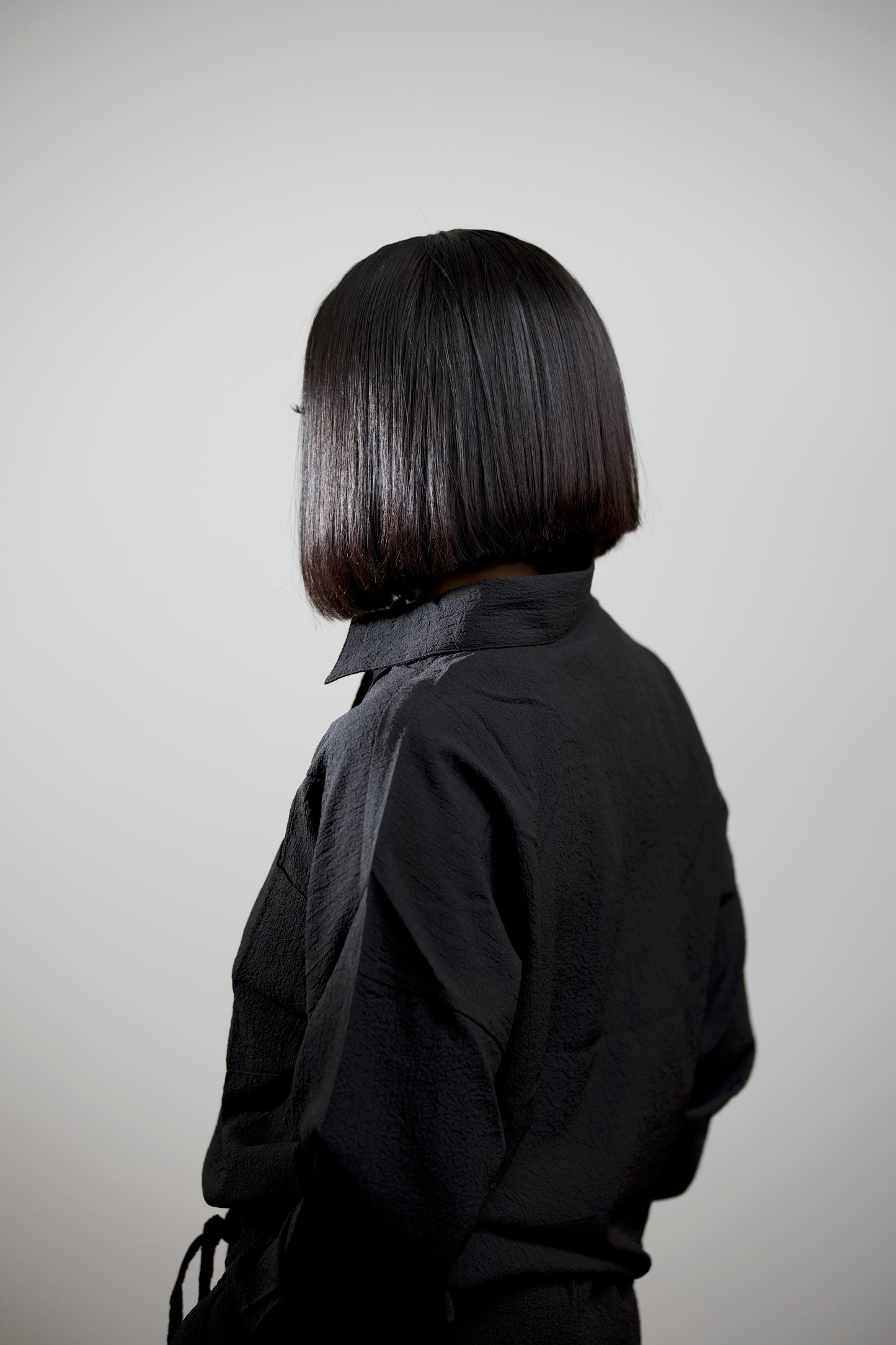 Bobby - 10" Middle-part Bob