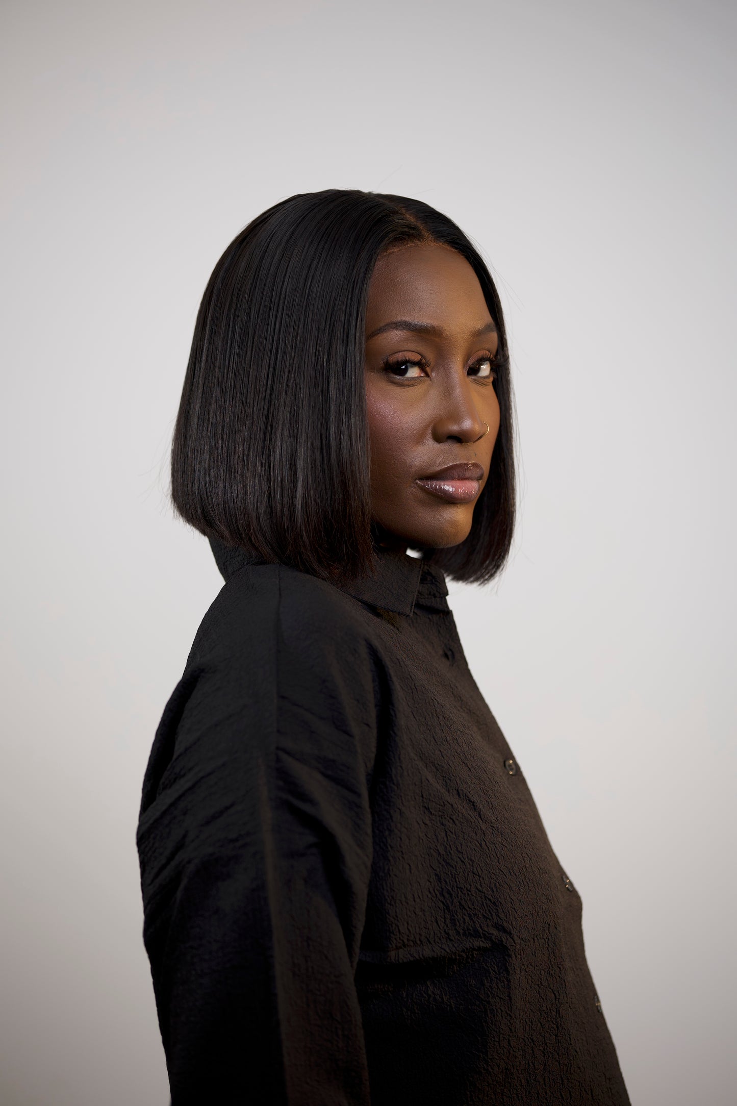 Bobby - 10" Middle-part Bob